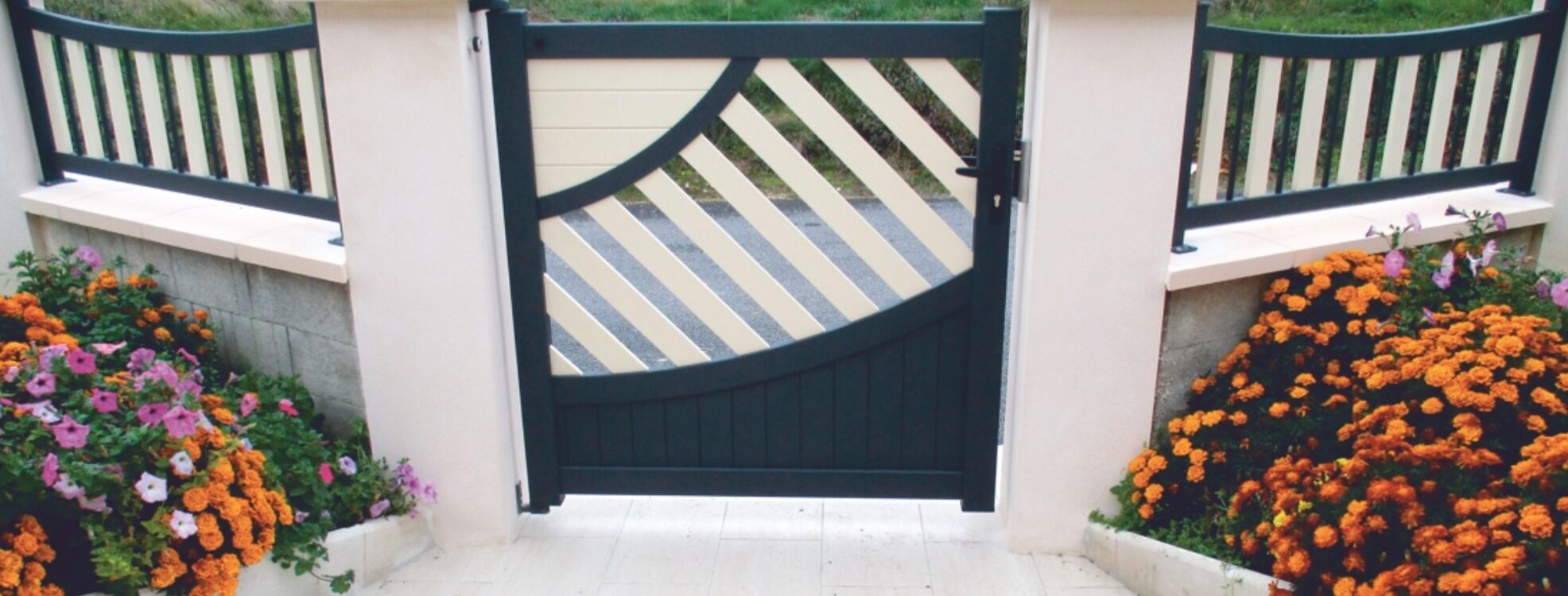 Portails et portillons en aluminium ajour&eacute; Mulhouse