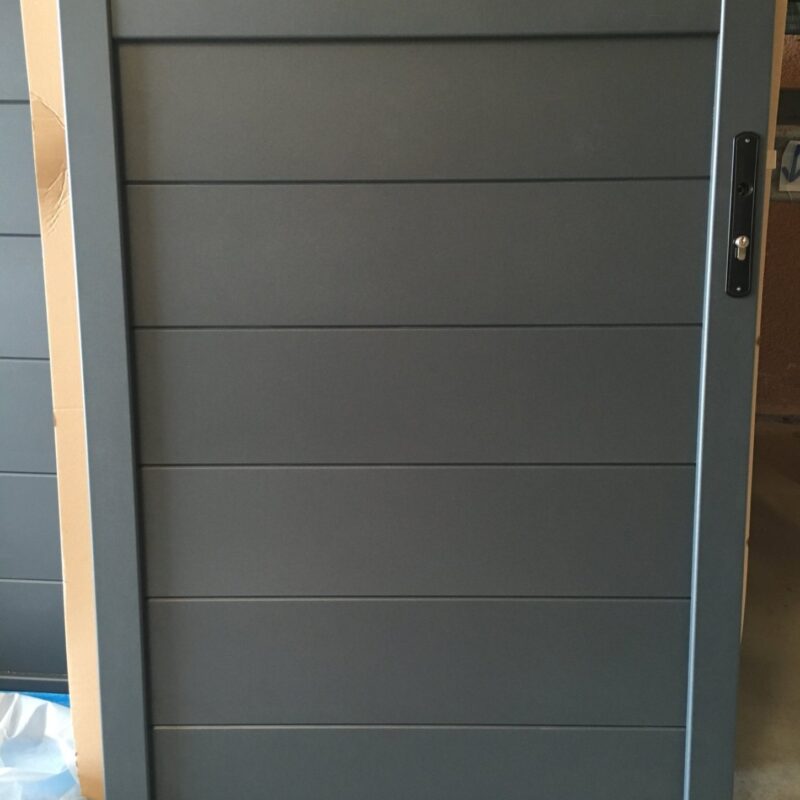 PORTILLON ALU 6 800X800 | Procloture Portails et portillons en aluminium plein Guebwiller 9