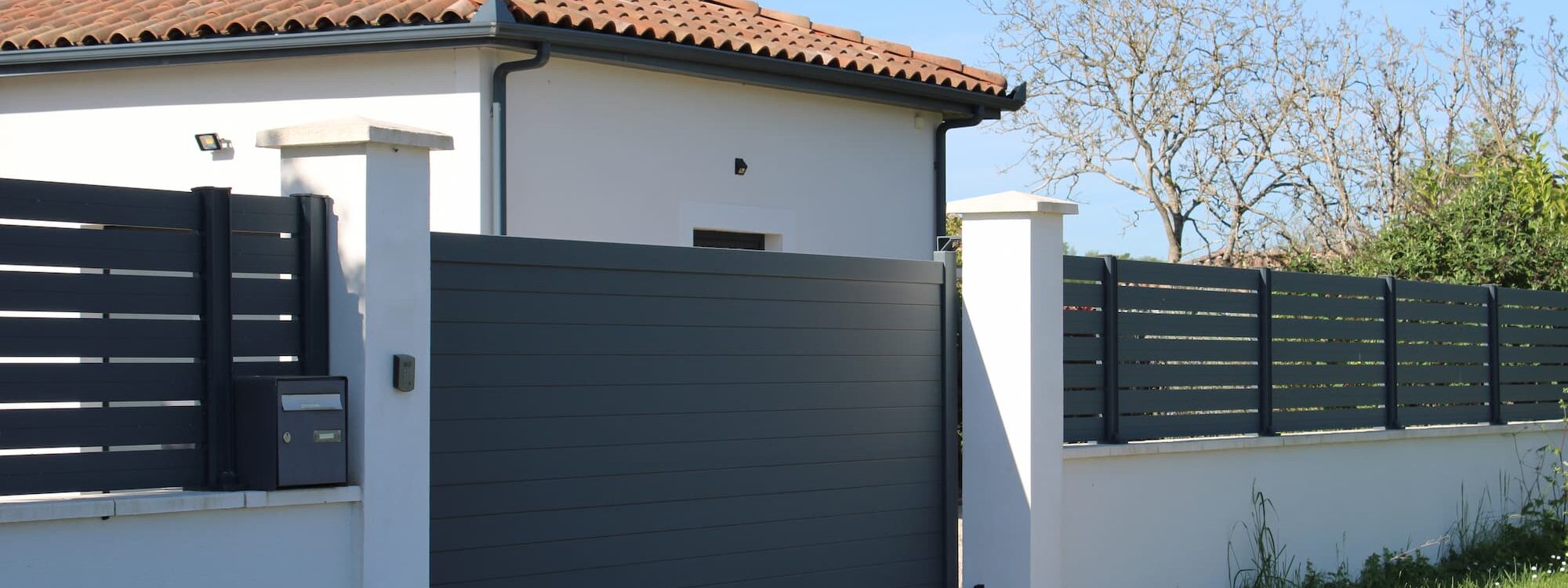 Pourquoi choisir un portail en aluminium thermolaqu&eacute; ? Wittenheim