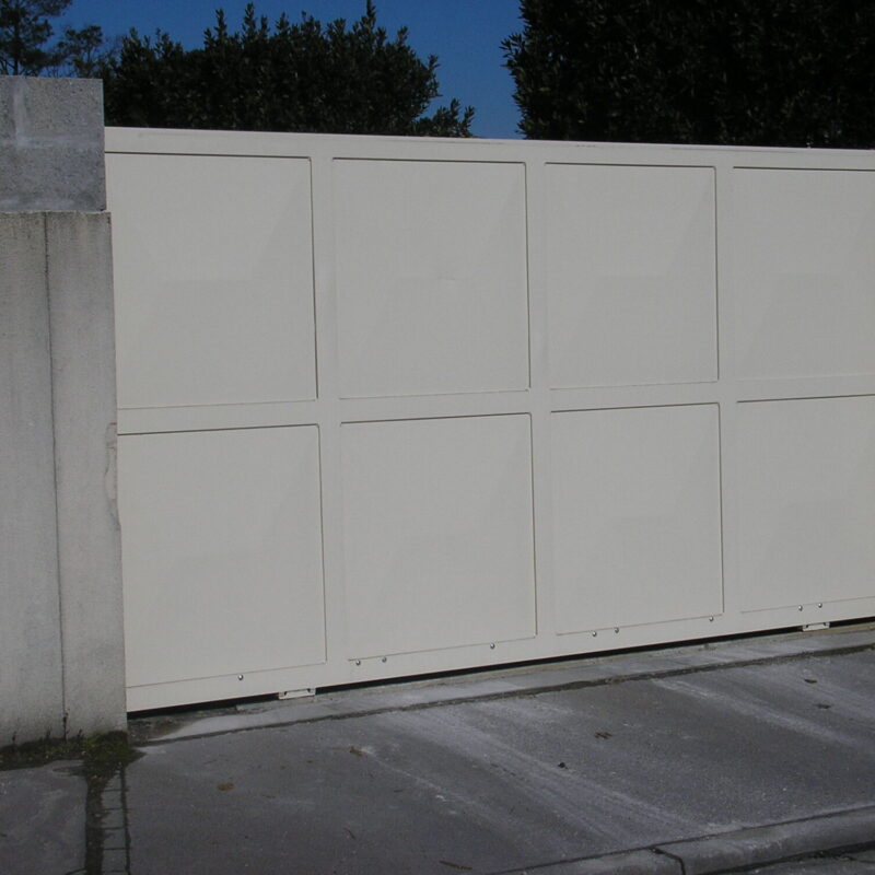 A31 COULISSANT 800X800 | Procloture Portails et portillons en acier plein Illzach 7
