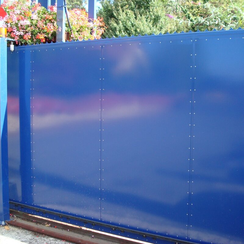 A31 COULISSANT LISSE 800X800 | Procloture Portails et portillons en acier plein Riedisheim 6