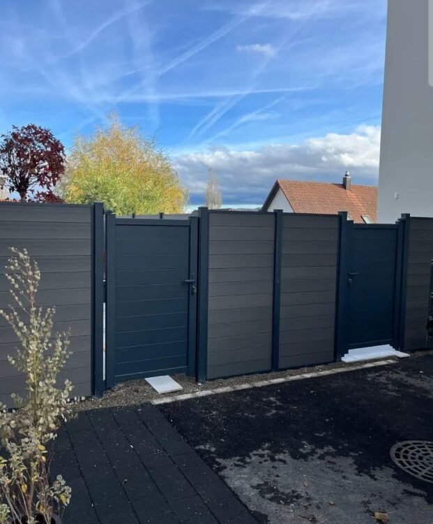SCREENSHOT_20251028_162445_SNAPCHAT 1 621X750 | Procloture Quels sont les avantages d’un portillon sur-mesure pour votre maison ? Wittelsheim
